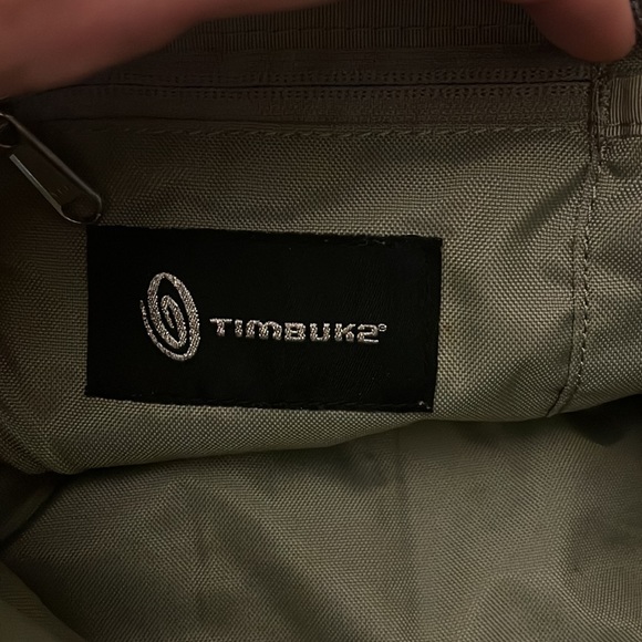 Small Timbuk2 message bag - Picture 7 of 7
